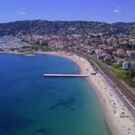 Port Azur * Vallauris